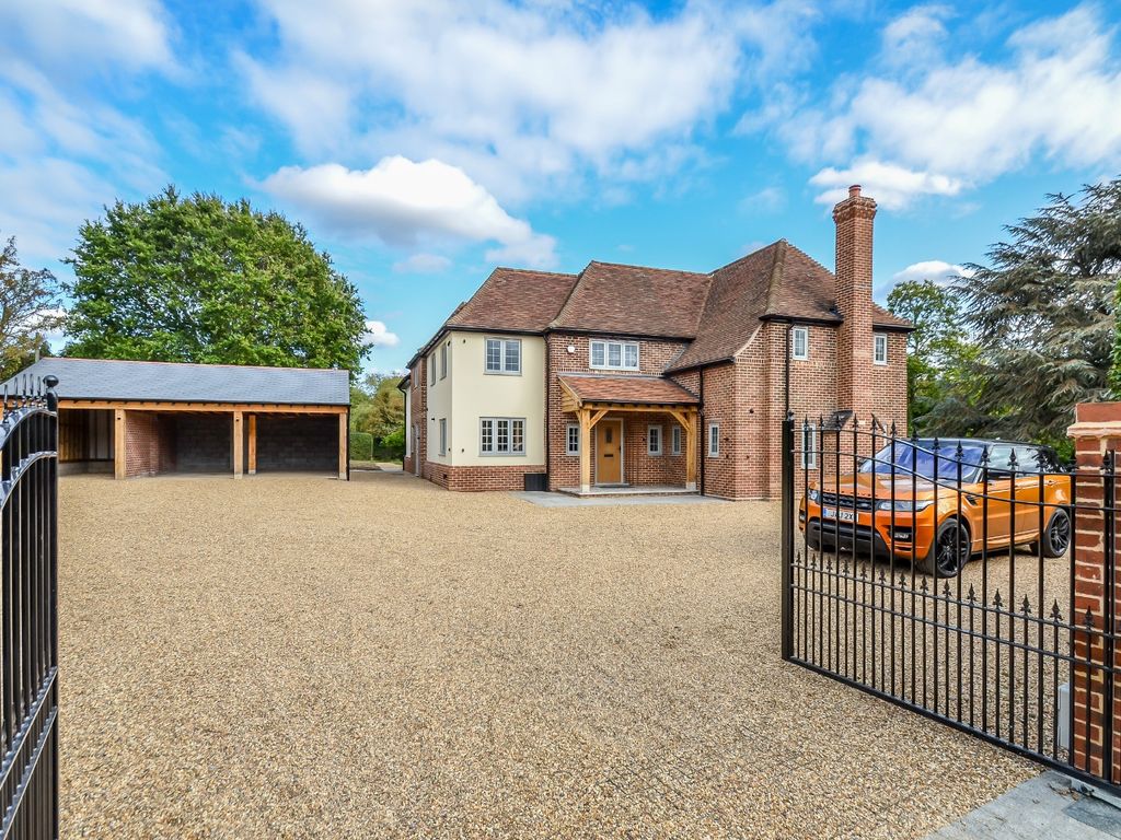 5 bed detached house for sale in Felstead Road, Little Leighs