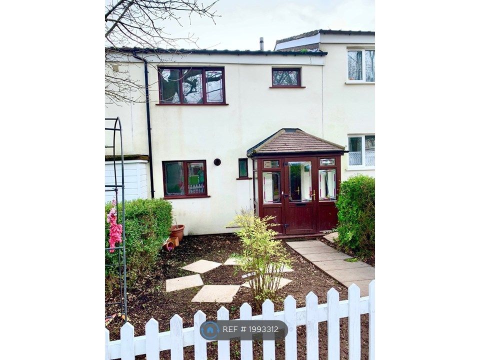 Room to rent in Ombersley Close, Redditch B98, £450 pcm Zoopla