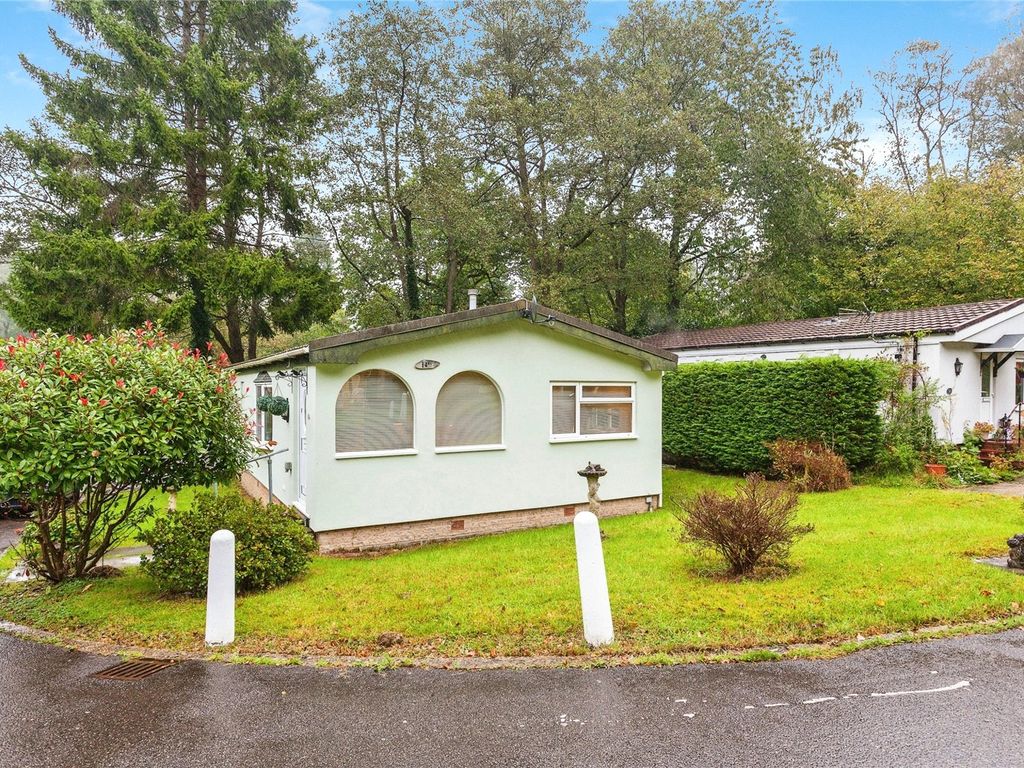 2 bed property for sale in Woodpecker Way, Turners Hill Park, Turners