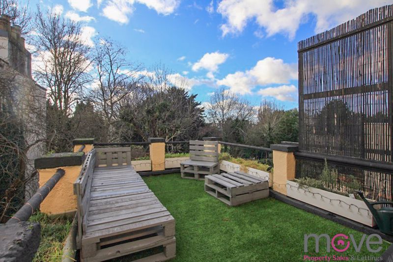 High Street, Cheltenham GL50  