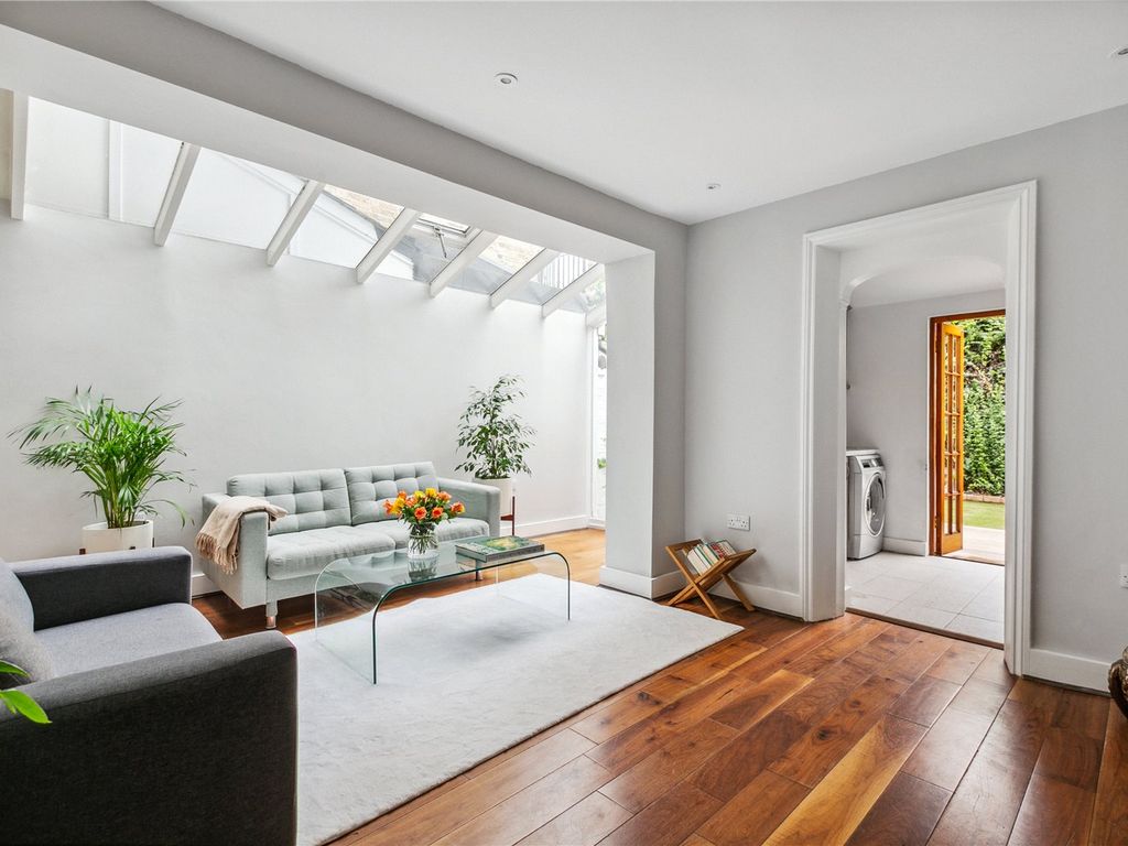 Radipole Road, Fulham, London SW6