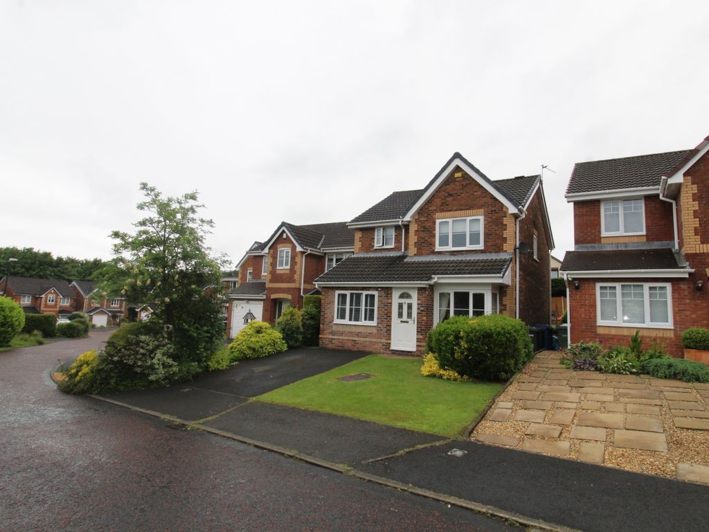 3 bed detached house for sale in Lostock Meadow, ClaytonLeWoods