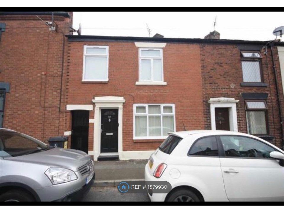 3 bed terraced house to rent in Taunton Road, AshtonUnderLyne OL7