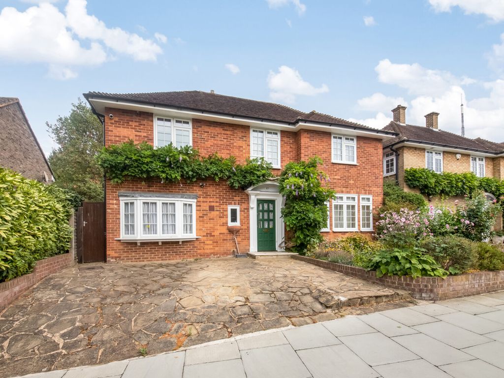 Hitherwood Drive, Dulwich, London SE19