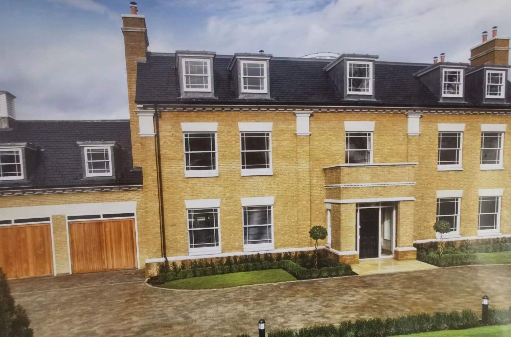 6 bed detached house to rent in Broad Walk, Winchmore Hill, North