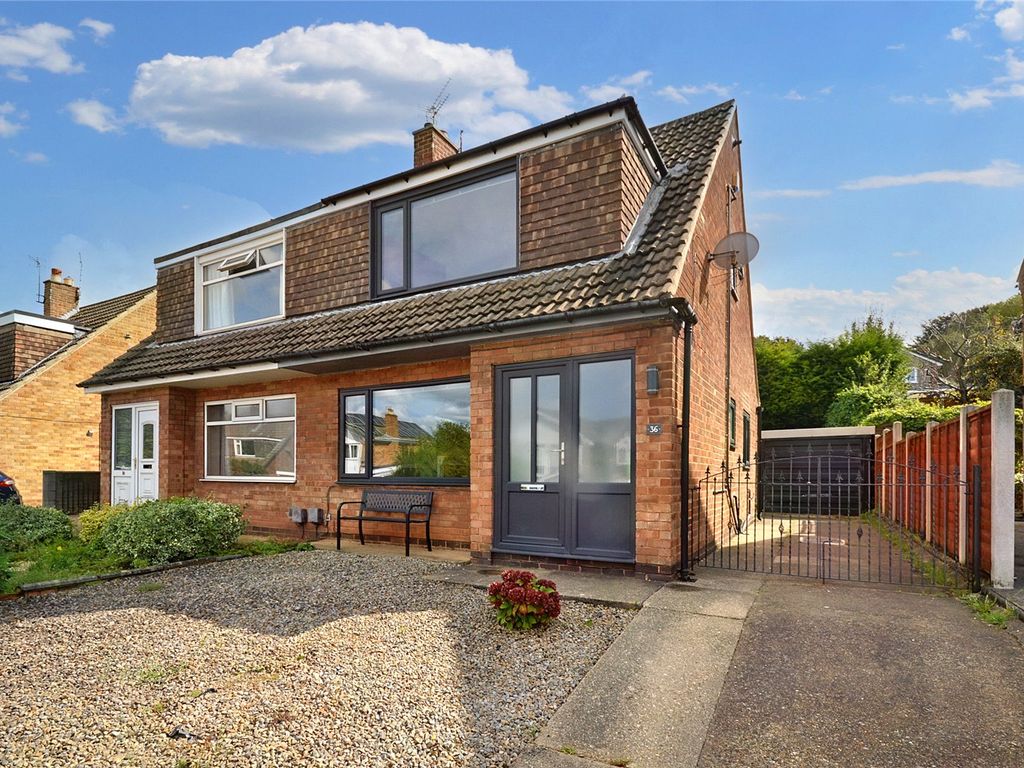 3 bed semidetached house for sale in Hammerton Drive, Garforth, Leeds