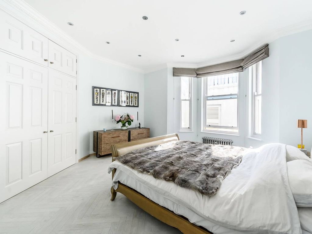 Knaresborough Place, South Kensington, London SW5