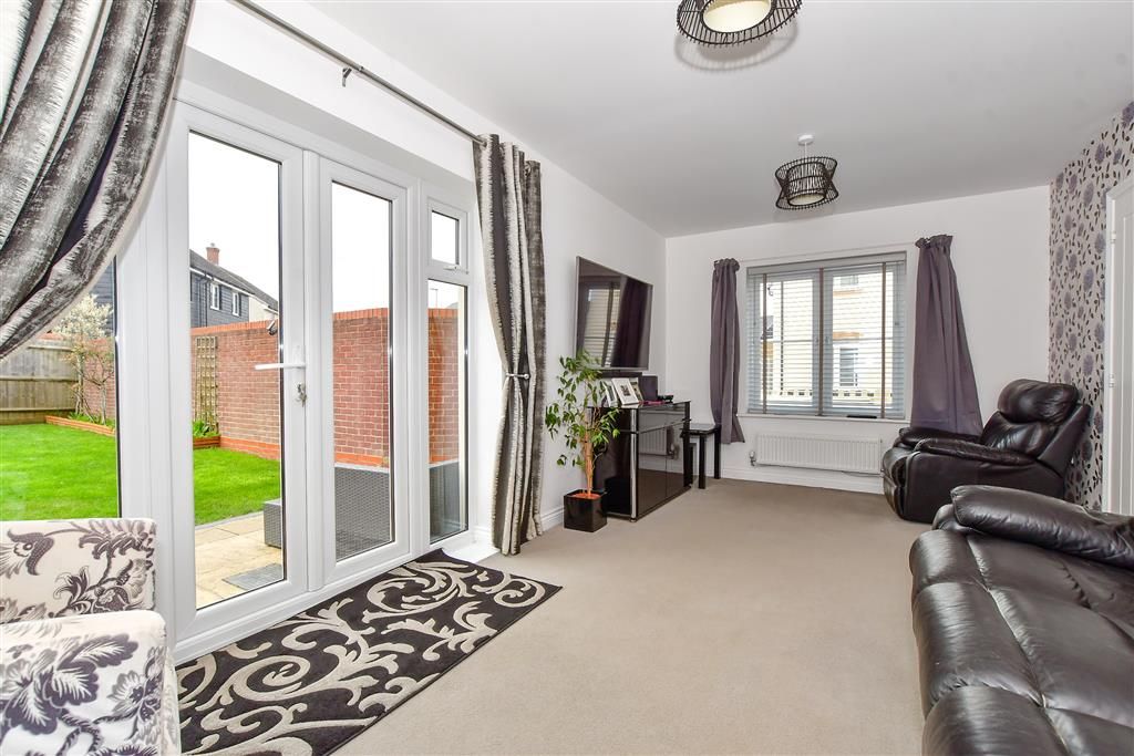 3 bed detached house for sale in Lincoln Gardens, Kingsnorth, Ashford