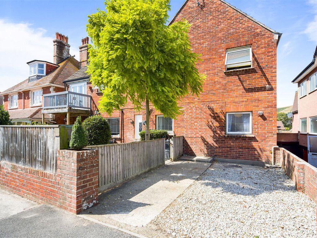 Victoria Road, Swanage BH19  