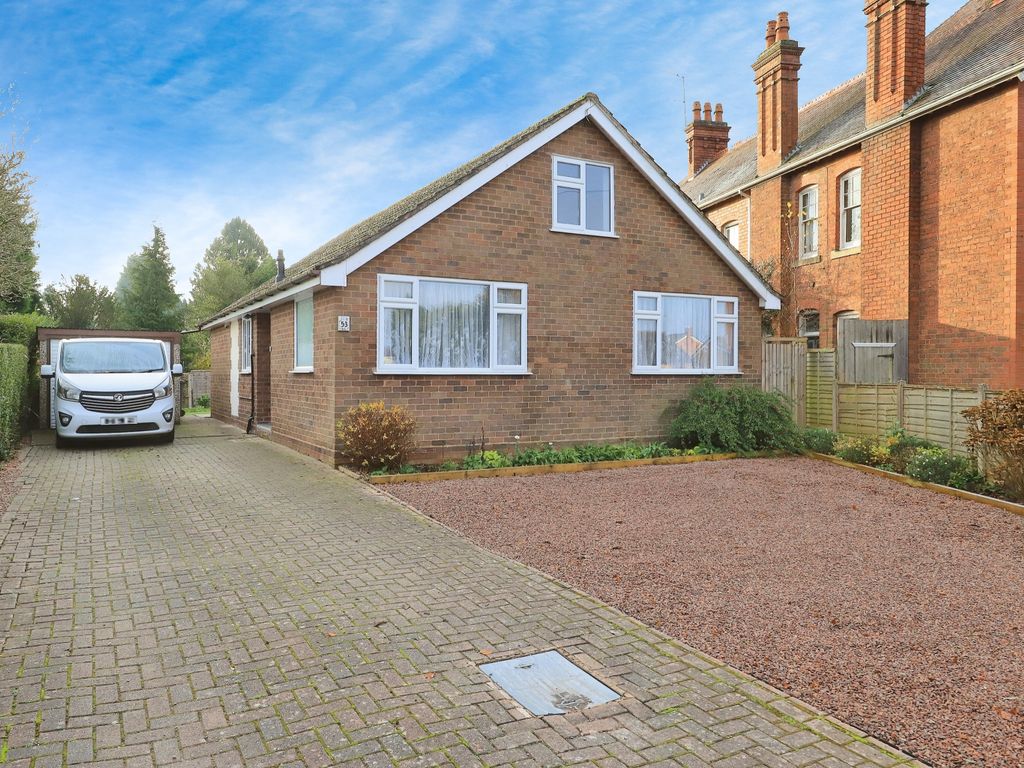 3 bed bungalow for sale in Bewdley Hill, Kidderminster DY11, £375,000 Zoopla