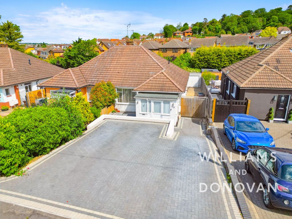 2 bed semidetached bungalow for sale in Essex Way, Benfleet SS7, £