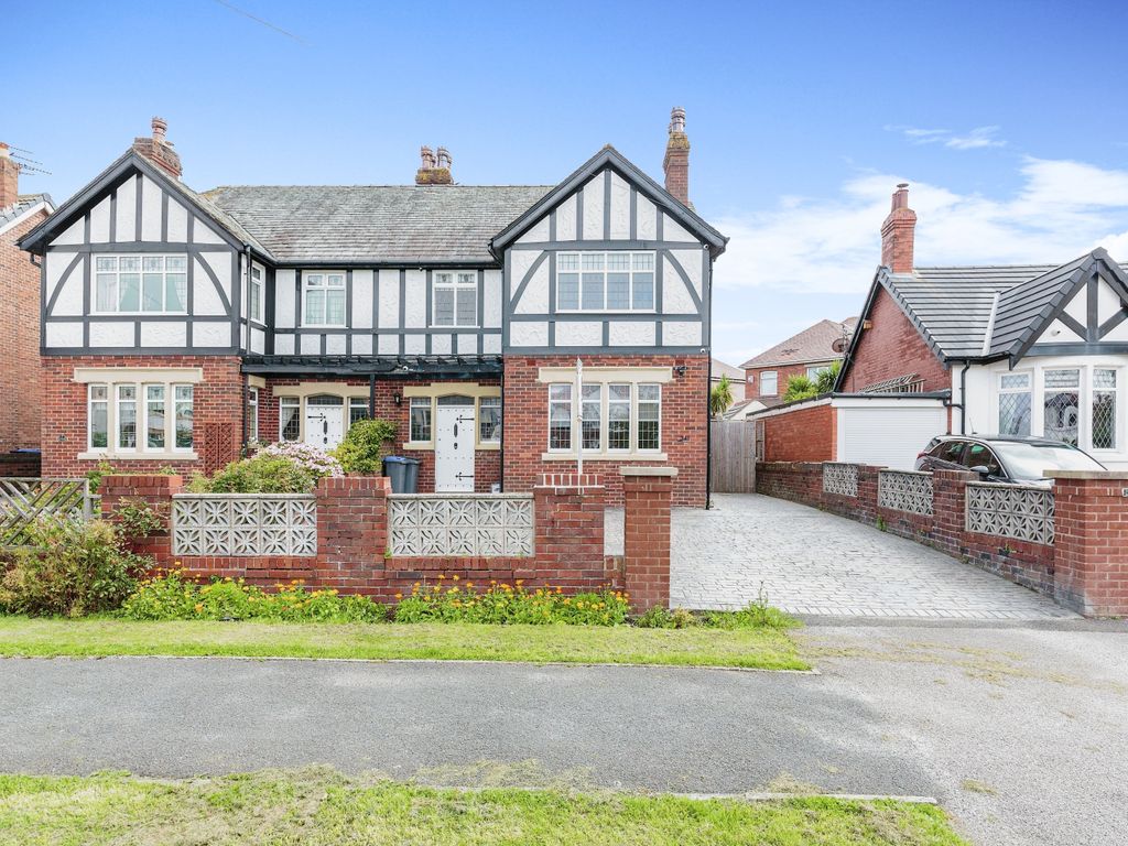 4 bed semidetached house for sale in Devonshire Road, Blackpool, Lancashire FY2 Zoopla