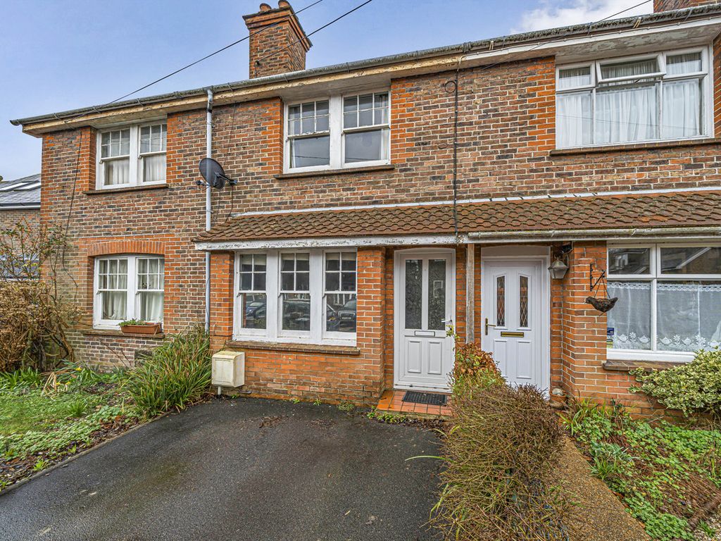 3 bed terraced house for sale in Gordon Road, Buxted TN22 Zoopla