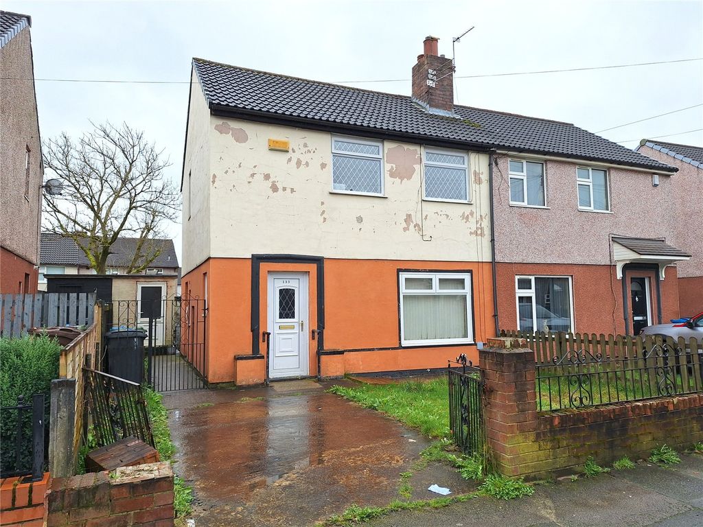 2 bed semidetached house for sale in Elm Road, Oldham, Greater