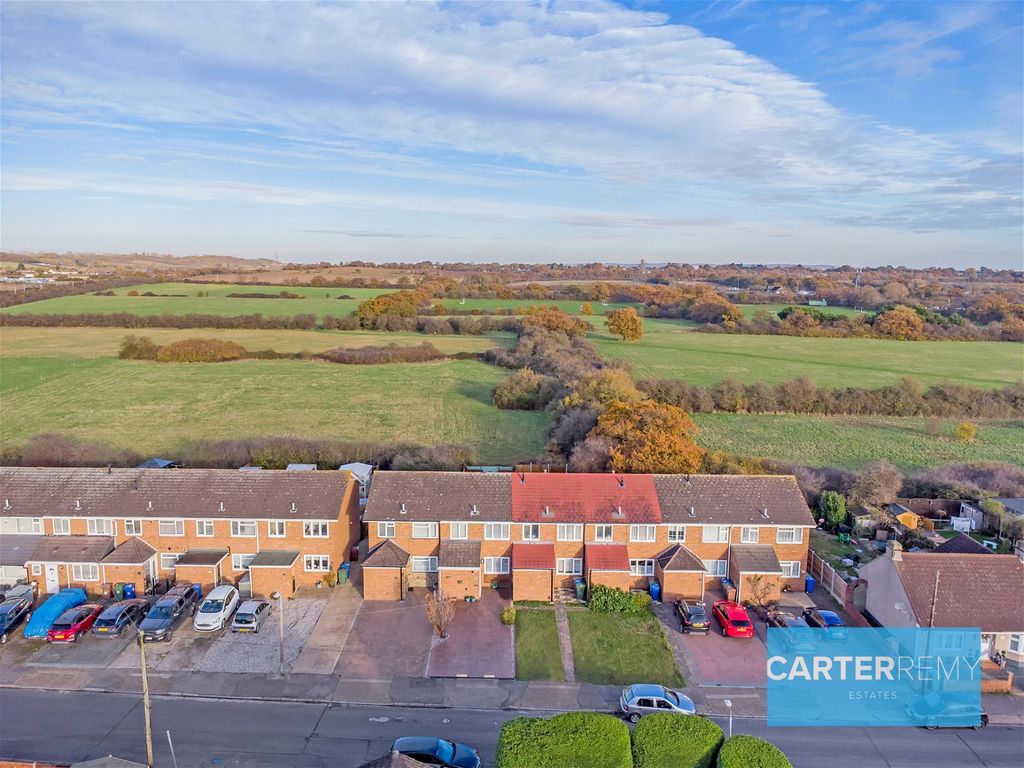 3 bed terraced house for sale in Milton Road, Stanford SS17, £350,000