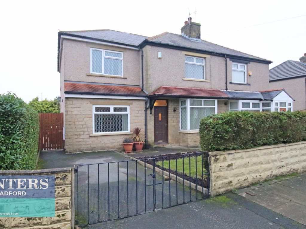 4 bed semidetached house for sale in Anlaby Street, Laisterdyke