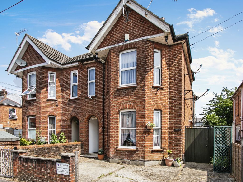 2 bed flat for sale in Nortoft Road, Bournemouth BH8 Zoopla