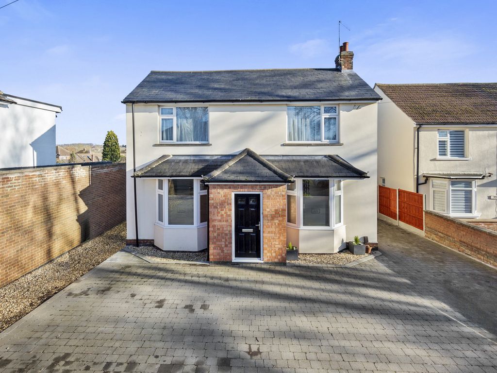 3 bed detached house for sale in Windmill Avenue, Kettering NN15 Zoopla