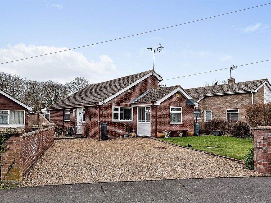 3 bed detached bungalow for sale in St. Peters Walk, Hockwold, Thetford