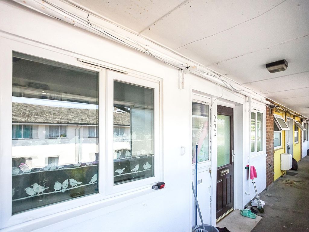 Broadwalk, Crawley RH10  