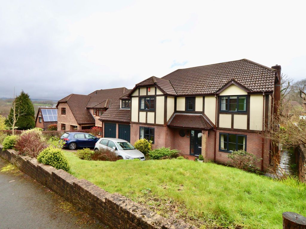 4 bed detached house for sale in Plynlimon Avenue, Crumlin NP11, £480,000 Zoopla