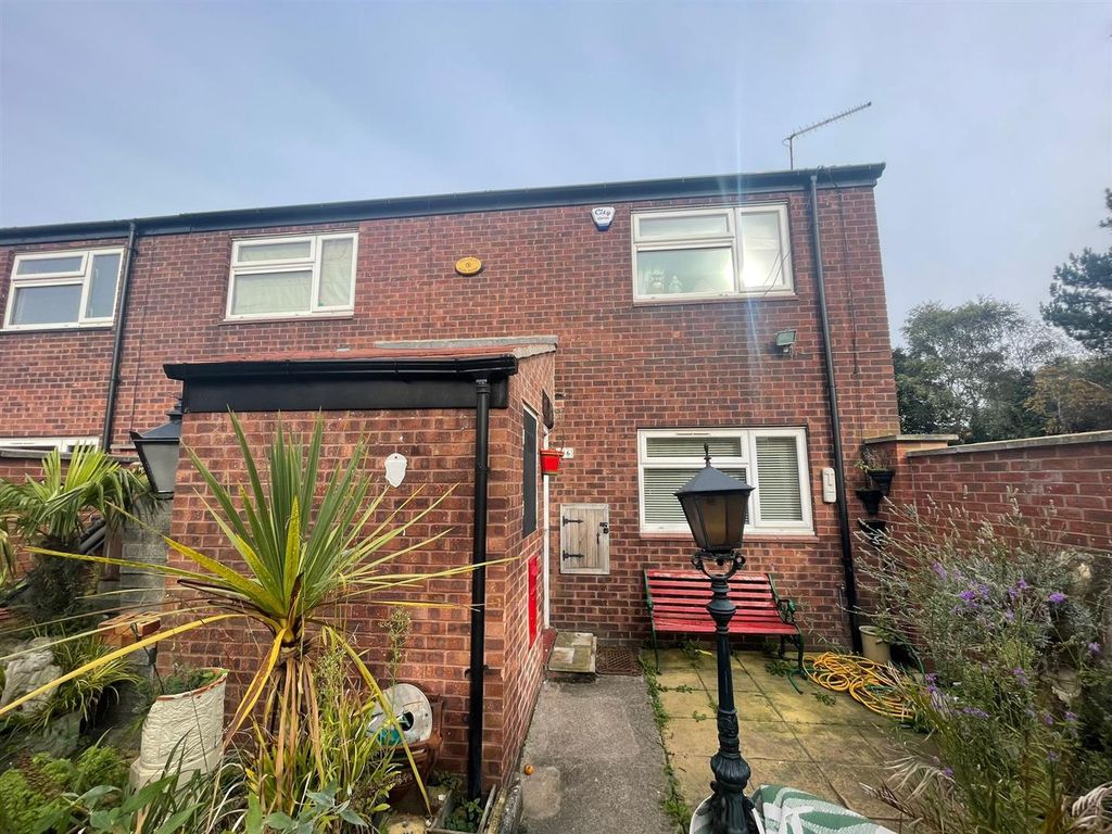 2 bed property for sale in Woburn Street, Hull HU3, £90,000 Zoopla