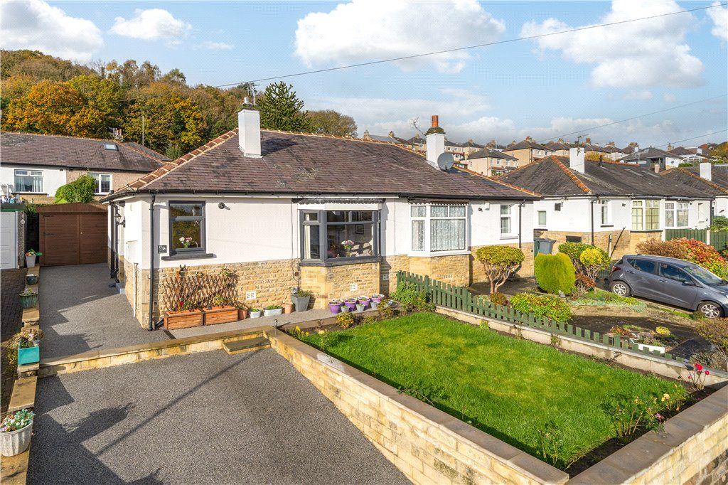 2 bed bungalow for sale in Oakfield Drive, Baildon, West Yorkshire BD17