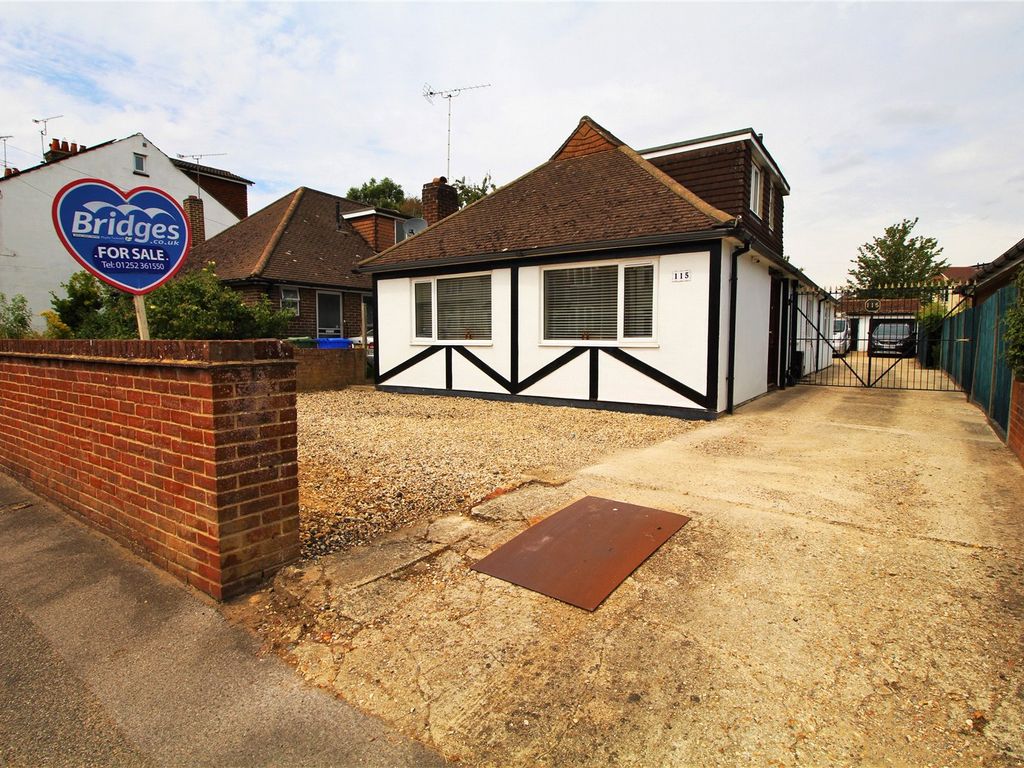 4 bed detached house for sale in Belle Vue Road, Aldershot, Hampshire