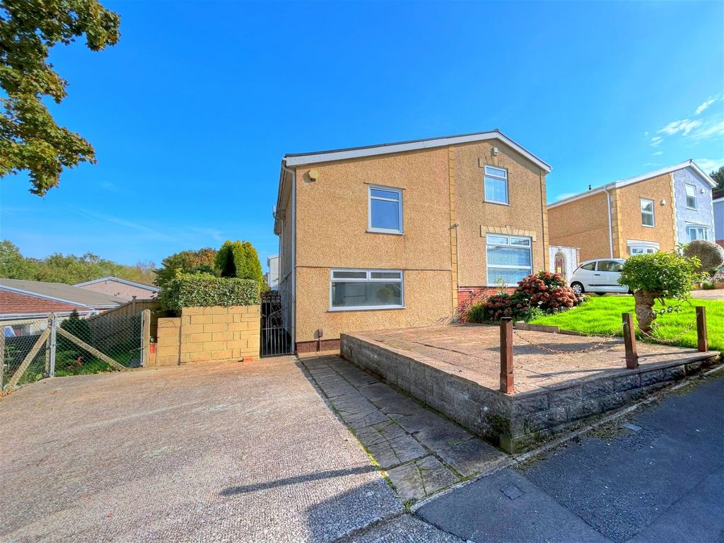 3 bed semidetached house for sale in Ogmore Place, Bonymaen, Swansea