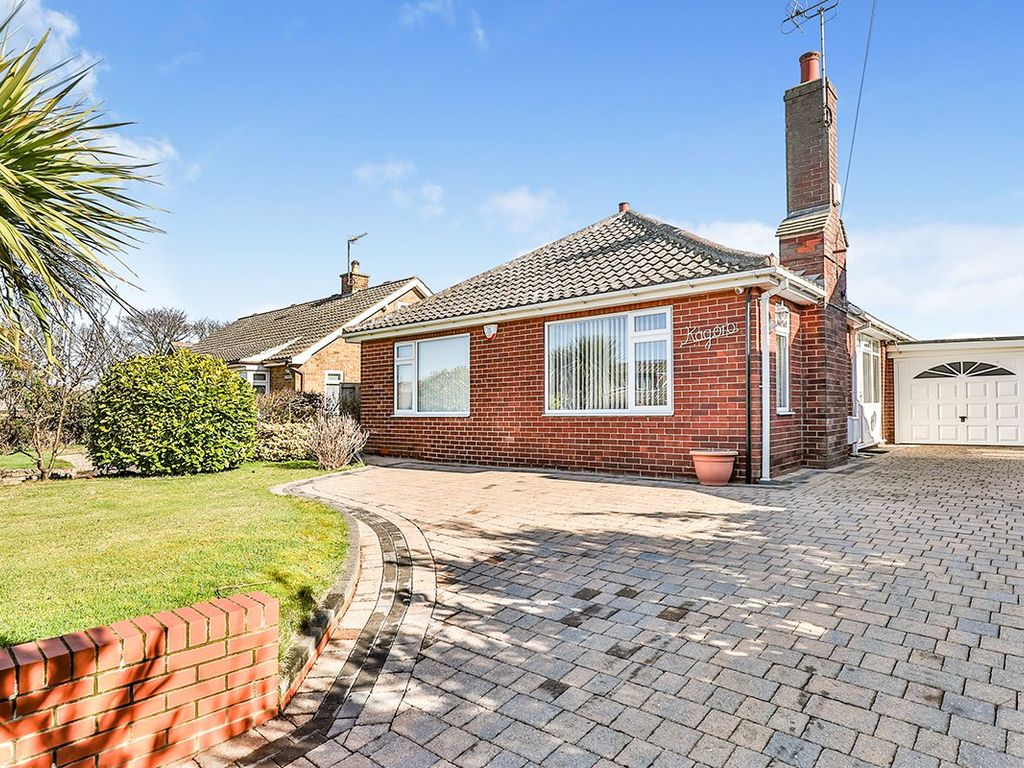 3 bed bungalow for sale in Southsea Road, Flamborough, Bridlington