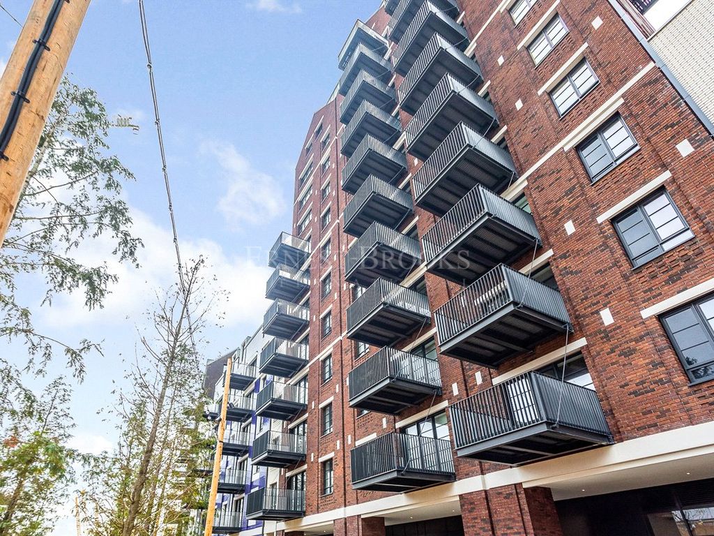 Douglass Tower, Goodluck Hope, Canning Town E14  