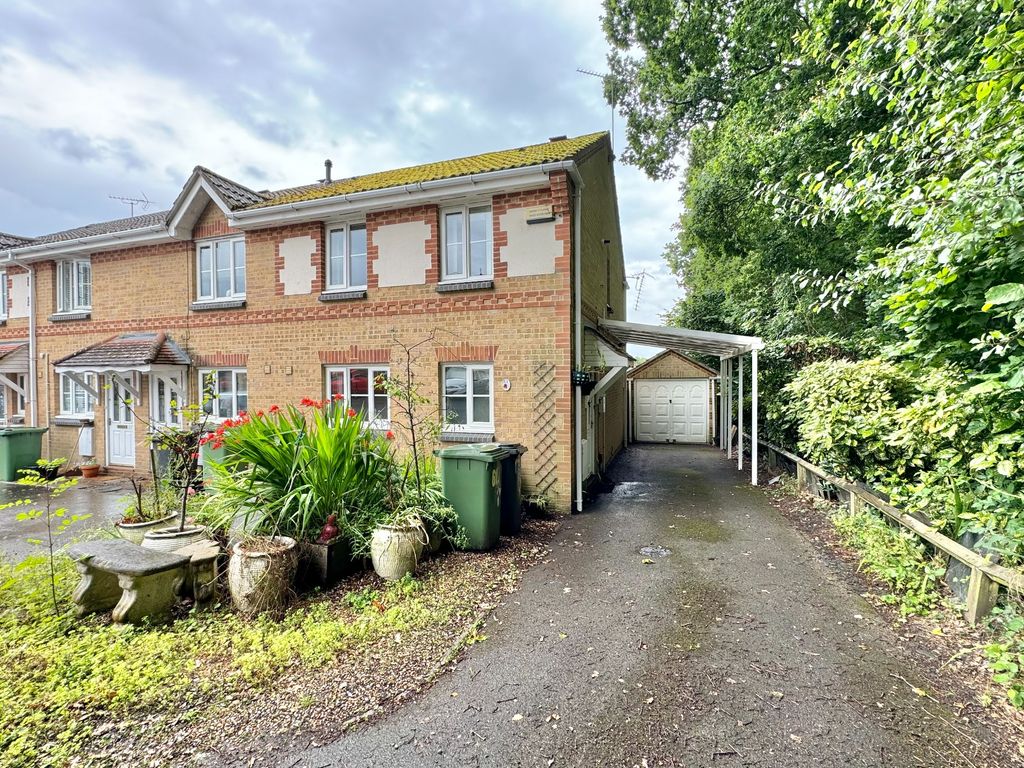 3 bed end terrace house for sale in Lovage Road, Whiteley, Fareham PO15