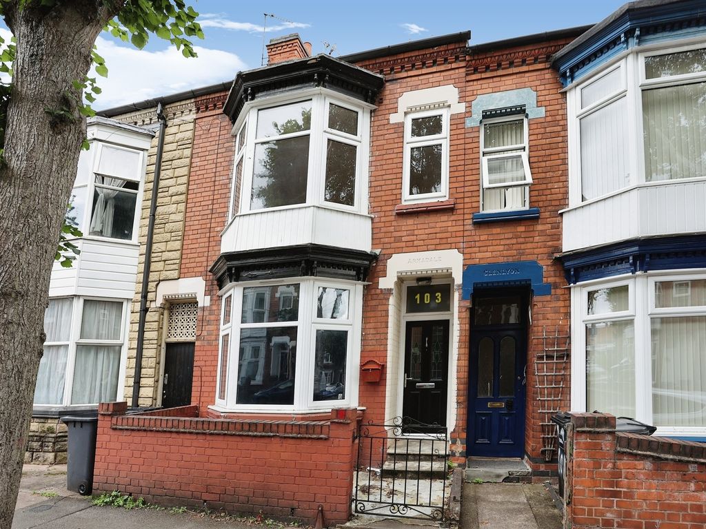 3 bed terraced house for sale in Harrow Road, Leicester LE3, £220,000