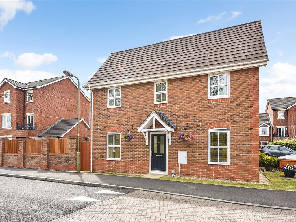 3 bed end terrace house for sale in Topaz Drive, Andover SP10 Zoopla