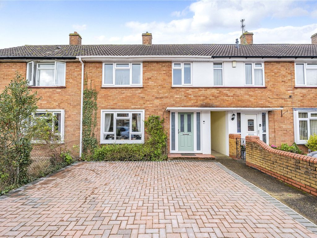 3 bed terraced house for sale in Heathway, Iver SL0, £440,000 Zoopla