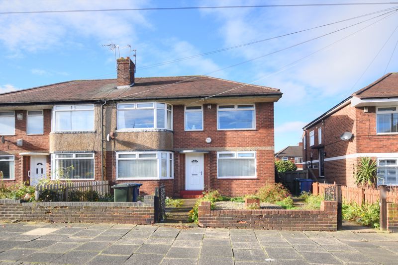 2 bed flat for sale in Great North Road, Gosforth, Newcastle Upon Tyne