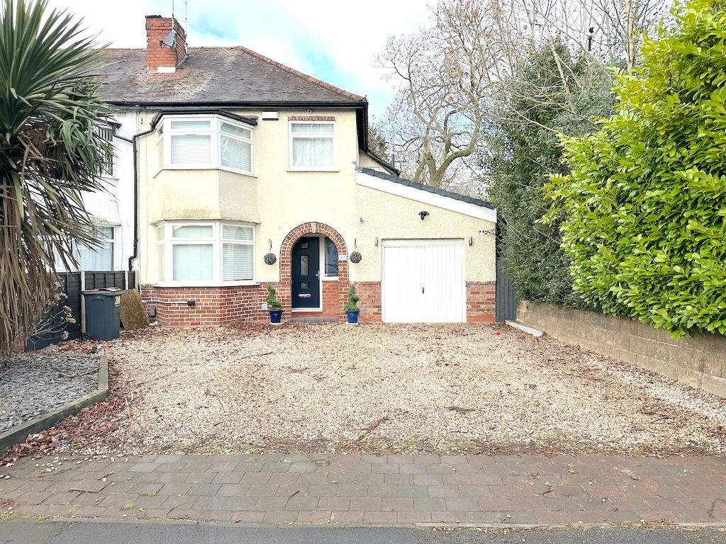 3 bed semidetached house for sale in Baldwins Lane, Birmingham, West