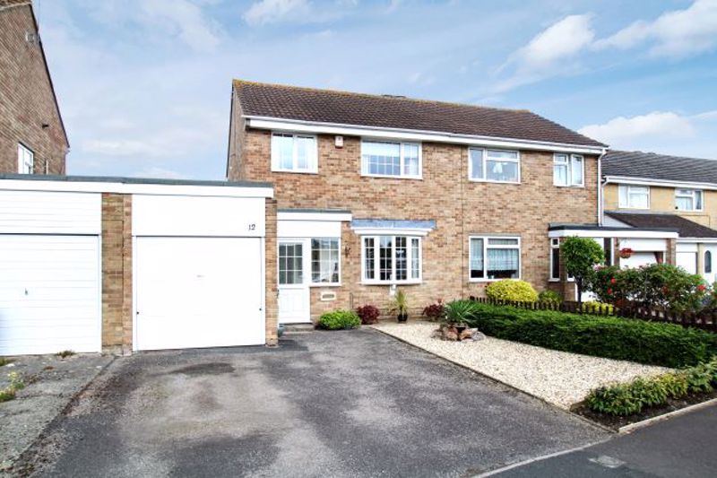 3 bed semidetached house for sale in Bryanston Way, Nythe, Swindon SN3