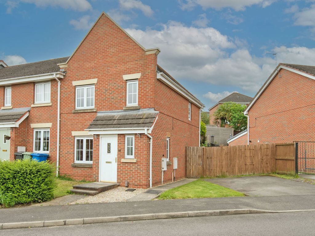 3 bed semidetached house for sale in Windmill Way, Brimington S43, £