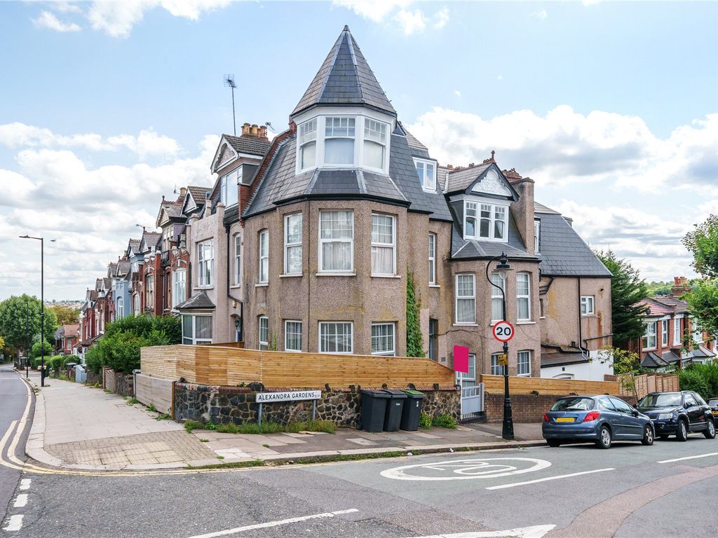 2 bed flat for sale in Muswell Hill, London N10, £650,000 Zoopla