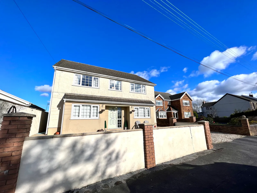 4 bed detached house for sale in Station Road, Llangennech, Llanelli