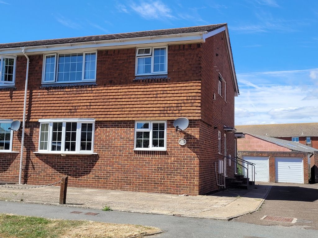 2 bed flat for sale in School Lane, Polegate, East Sussex BN26 Zoopla