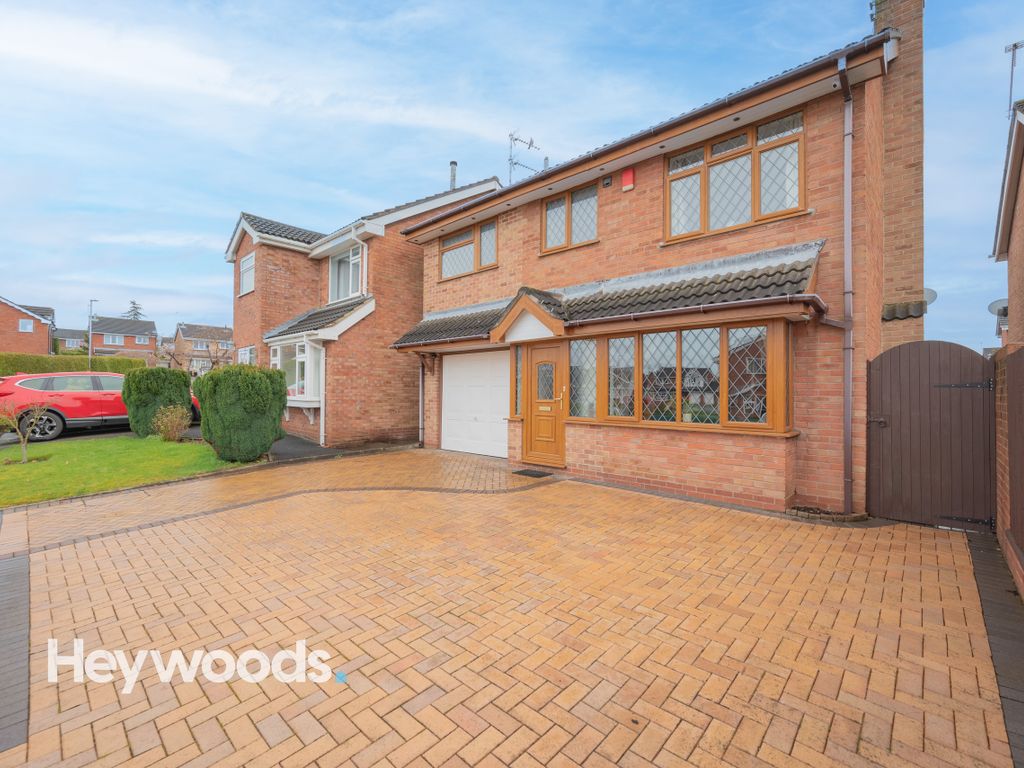 4 bed detached house for sale in Rutherford Avenue, Westbury Park