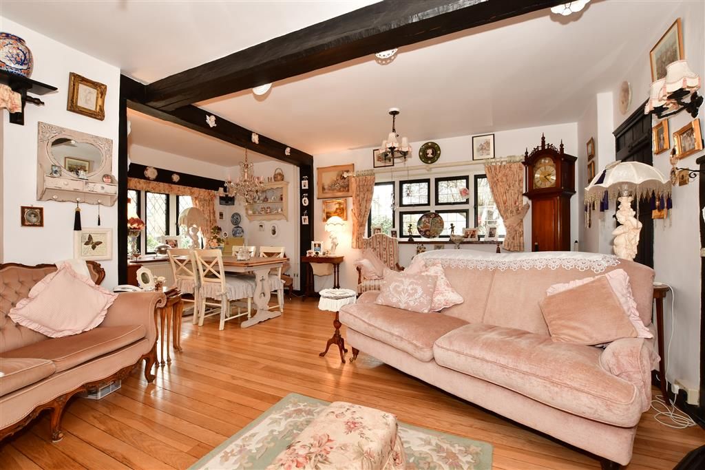 4 bed property for sale in All Saints Avenue, Margate, Kent CT9 Zoopla