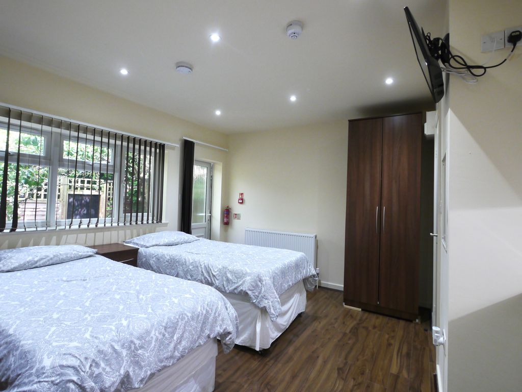 Studio to rent in Anson Road, Willesden Green NW2 Zoopla