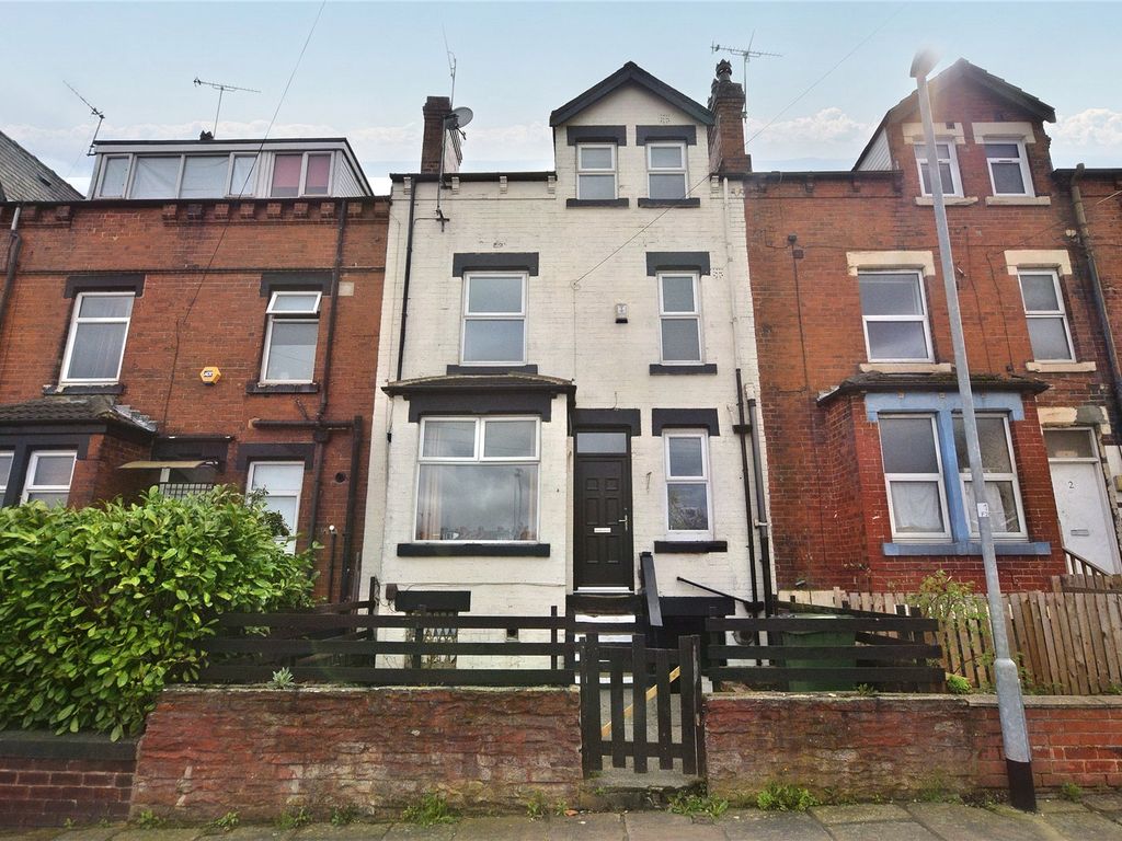 3 bed terraced house for sale in Fairford Avenue, Leeds, West Yorkshire