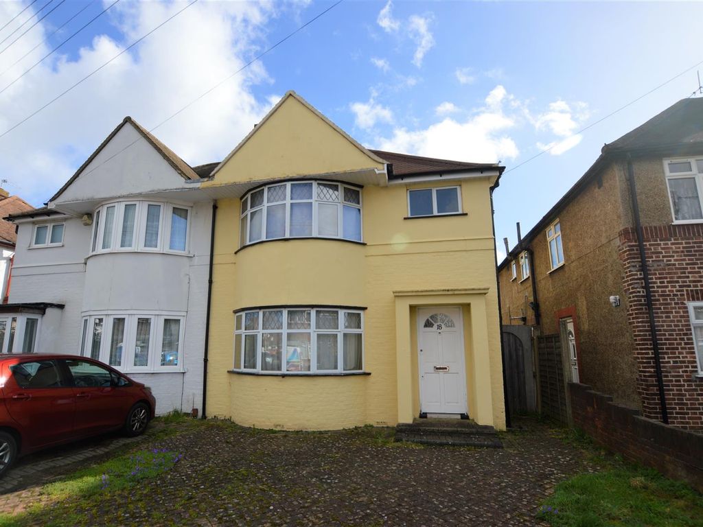 3 Bed Semi Detached House For Sale In Whitton Waye Whitton Hounslow