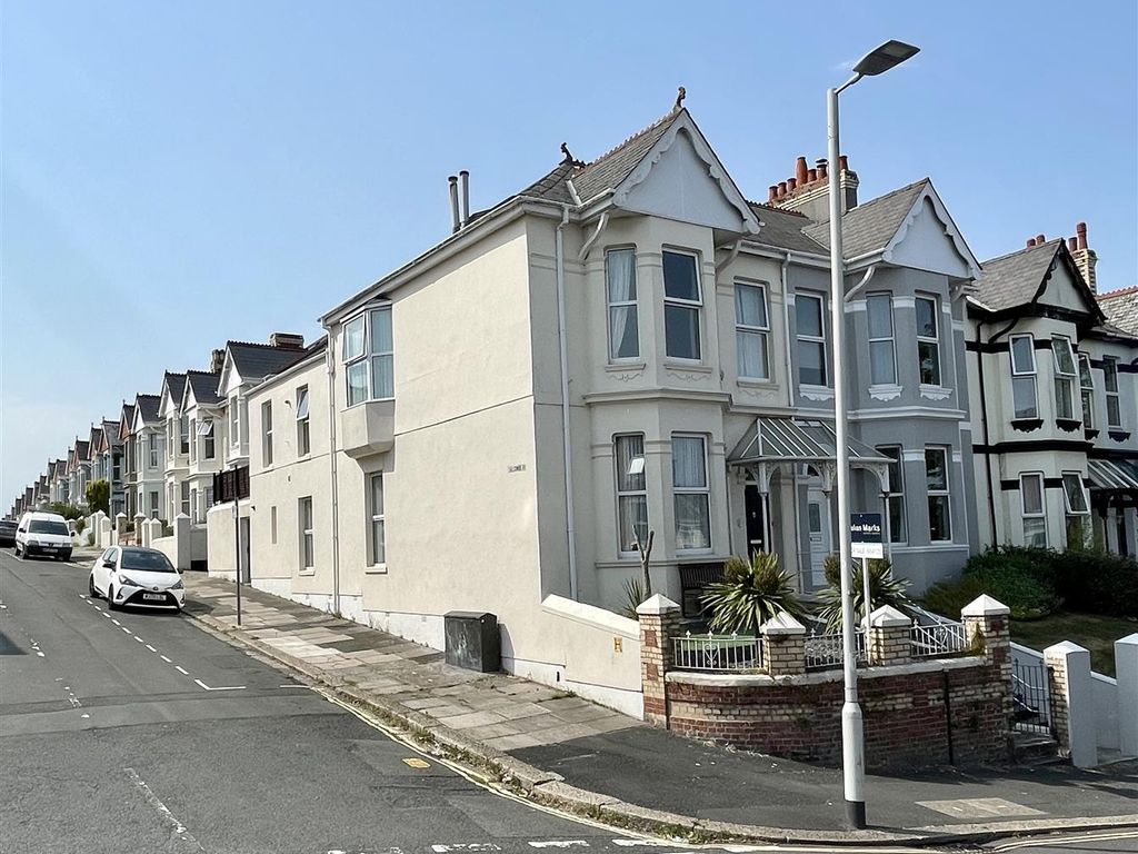 4 Bed End Terrace House For Sale In Lipson Road Lipson Plymouth PL4 