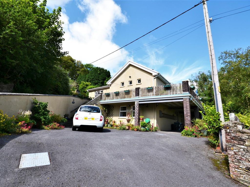 3 bed detached house for sale in Llansteffan, Carmarthen SA33 Zoopla