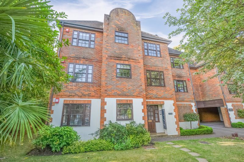 1 bed flat to rent in Princes Road, Weybridge KT13 Zoopla